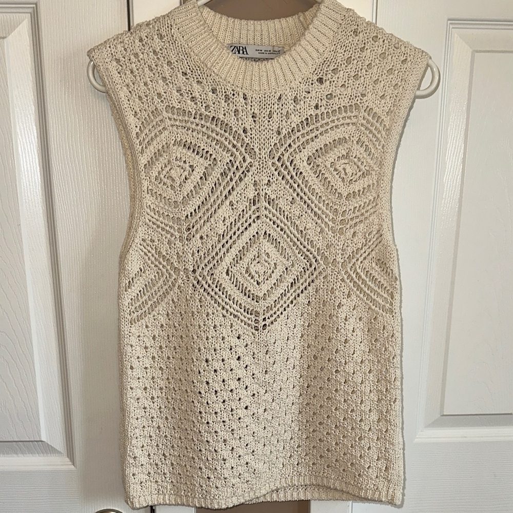 Zara Beige Textured Sleeveless Knit